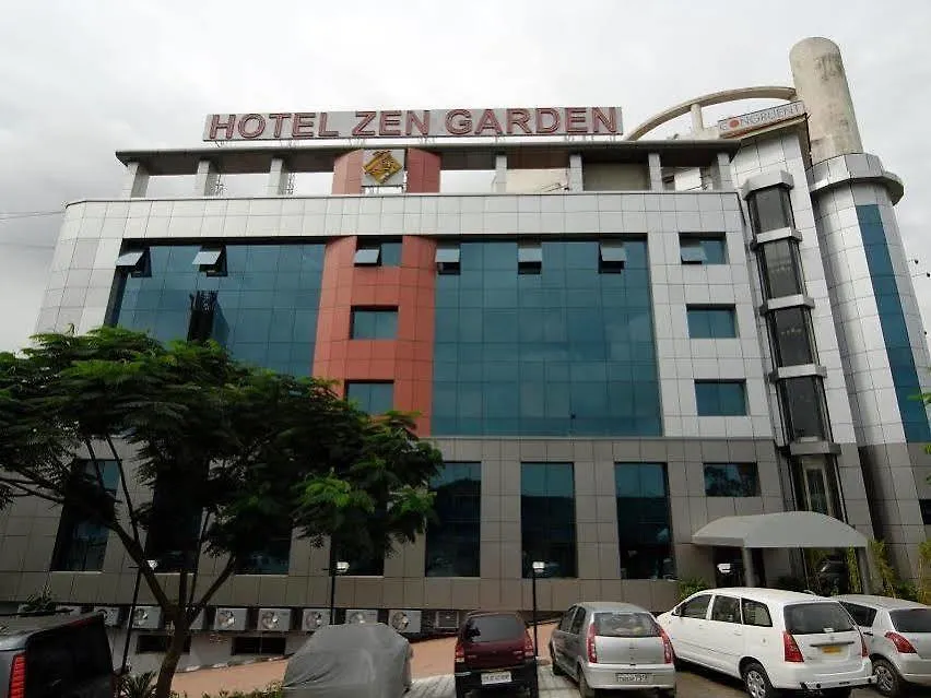 Country Club Hotels Zen Garden-1
